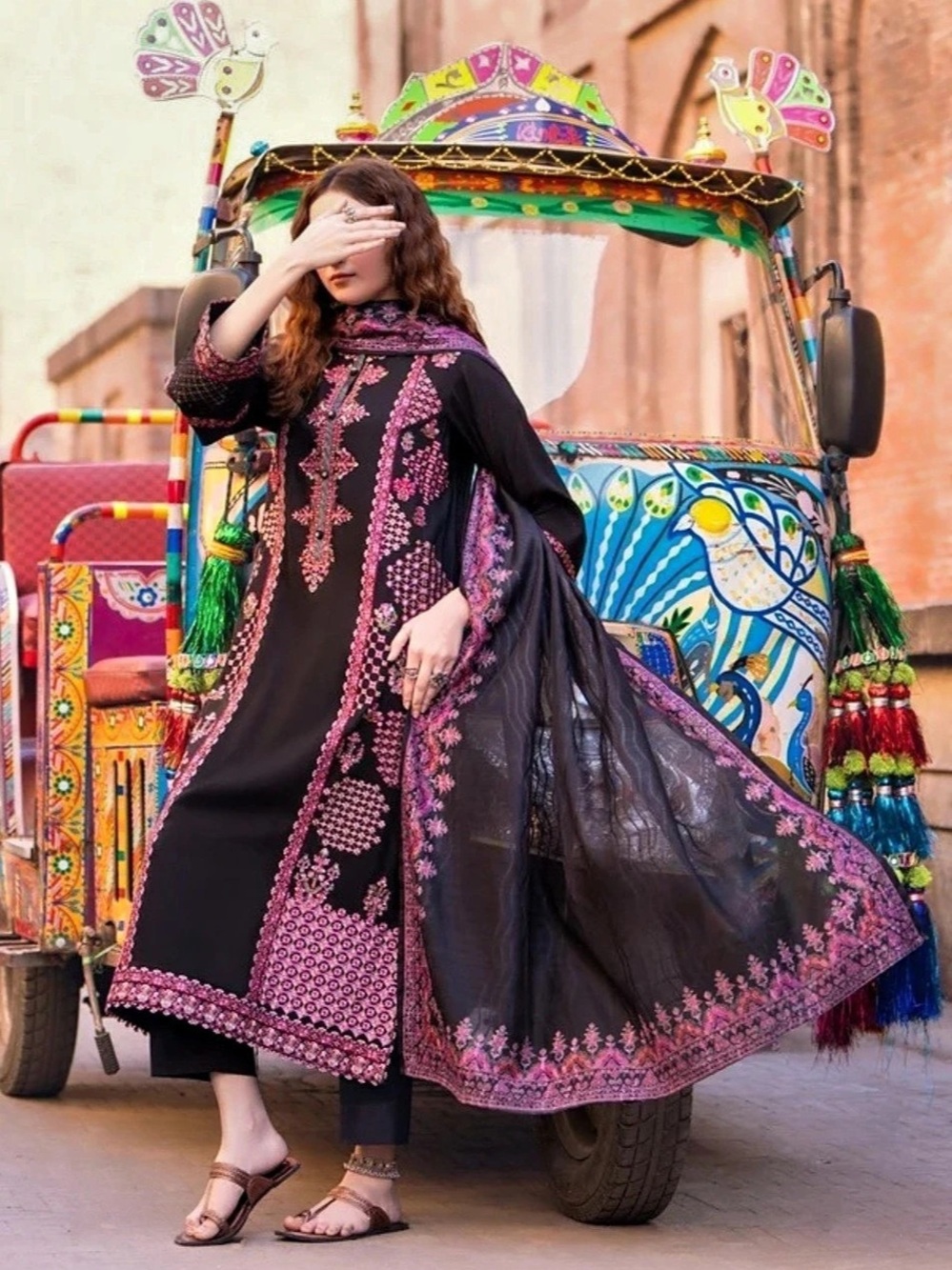 Embroidered Black & Pink Kurta Set Like New